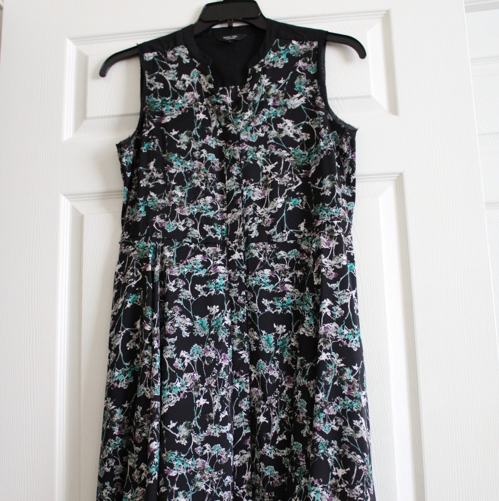 Simply Vera Black Flowered Sleeveless Dress